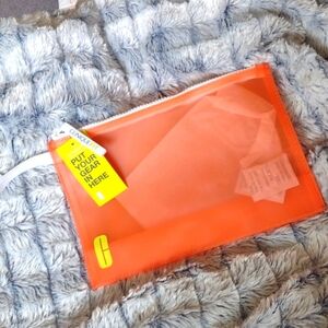 Clinique workout bag (Rare)